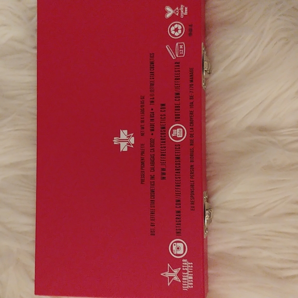 ❤FIRM! NWT JEFFREE STAR BLOOD SUGAR EYESHADOW PALETTE - Picture 7 of 13